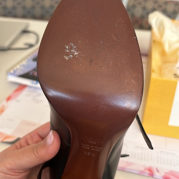 Fendi pump worn one time only! - Picture 4 of 10
